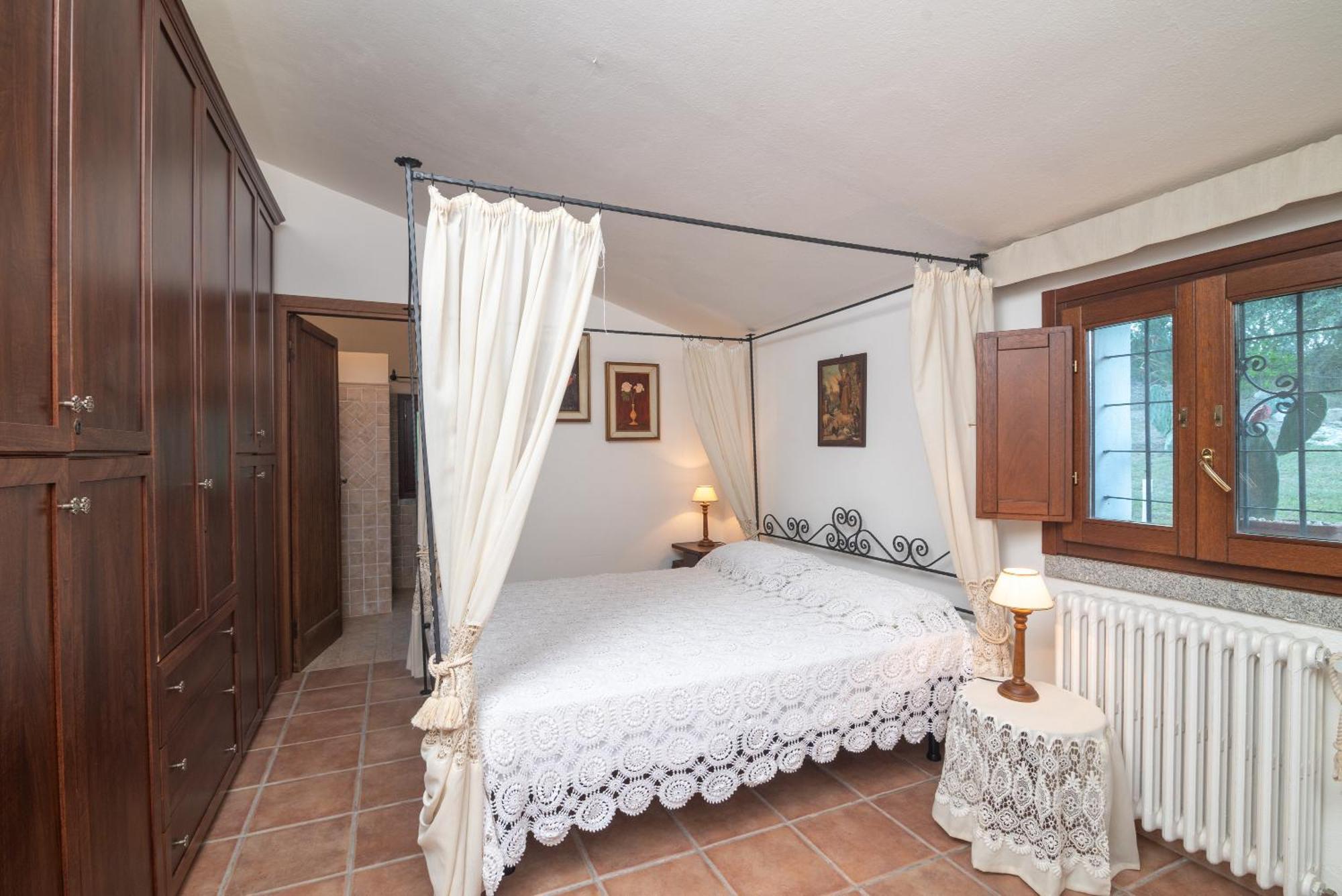 Villa Peditoltu Олбия Екстериор снимка