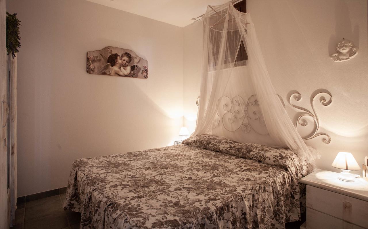 Villa Peditoltu Олбия Екстериор снимка