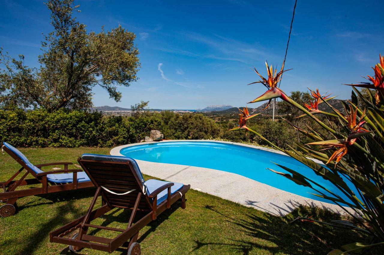 Villa Peditoltu Олбия Екстериор снимка