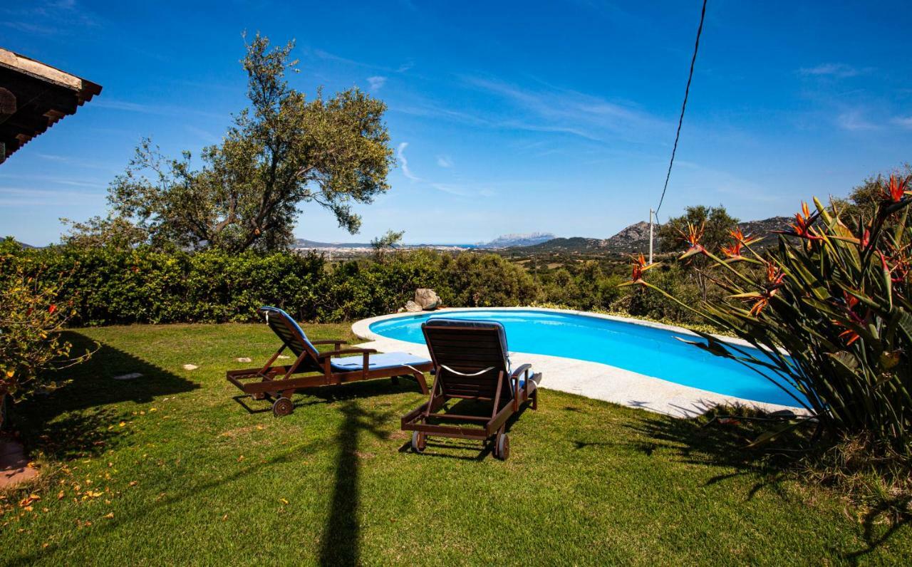 Villa Peditoltu Олбия Екстериор снимка